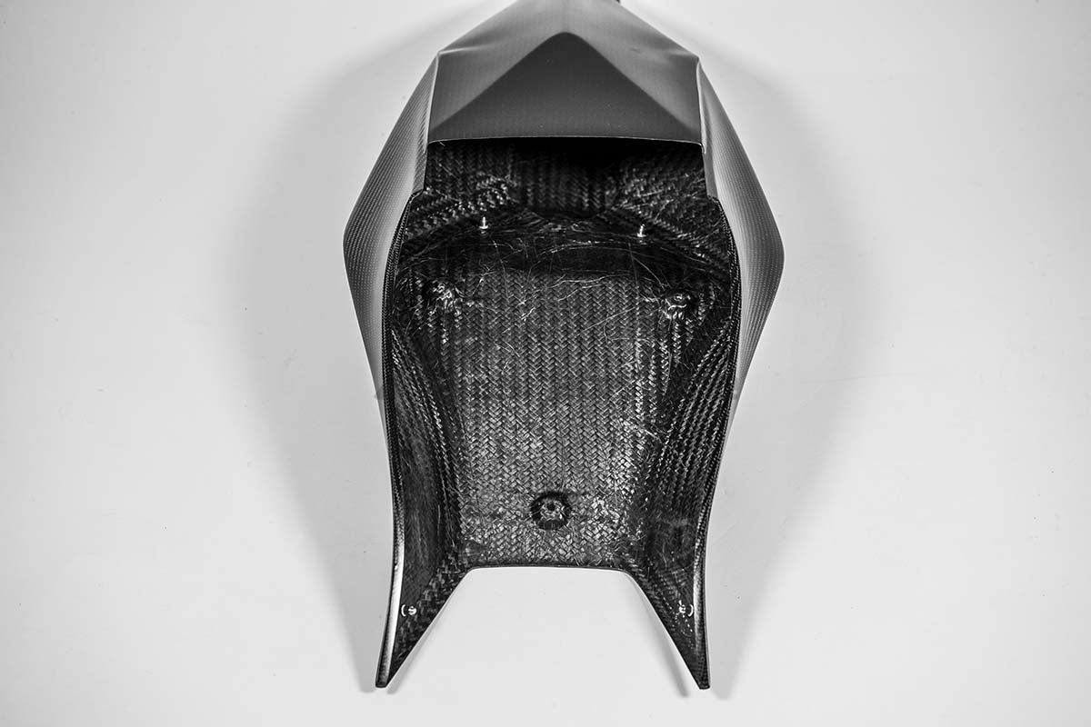 Heckverkleidung 200g AP Carbon Line Aprilia RSV4/RR/1100 Factory (21-25)